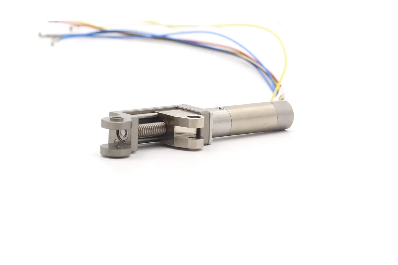 Customizable 8mm linear motion stage for space-constrained engineering projects